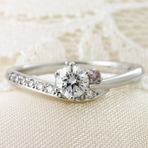 オリジナル婚約指輪の彩